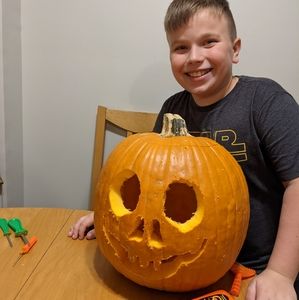 Meet your Posher, Tom